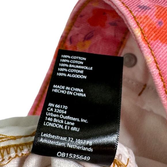 Urban Outfitters Pink Floral Flare Jeans size 30 but fits like 19 - Picture 9 of 9